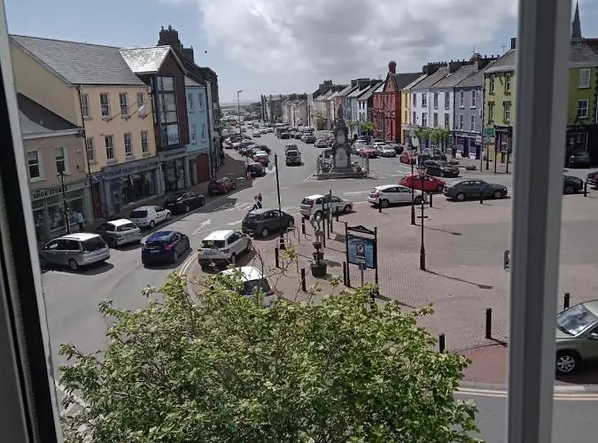 Buggle's Pub And Bed & Breakfast 3*